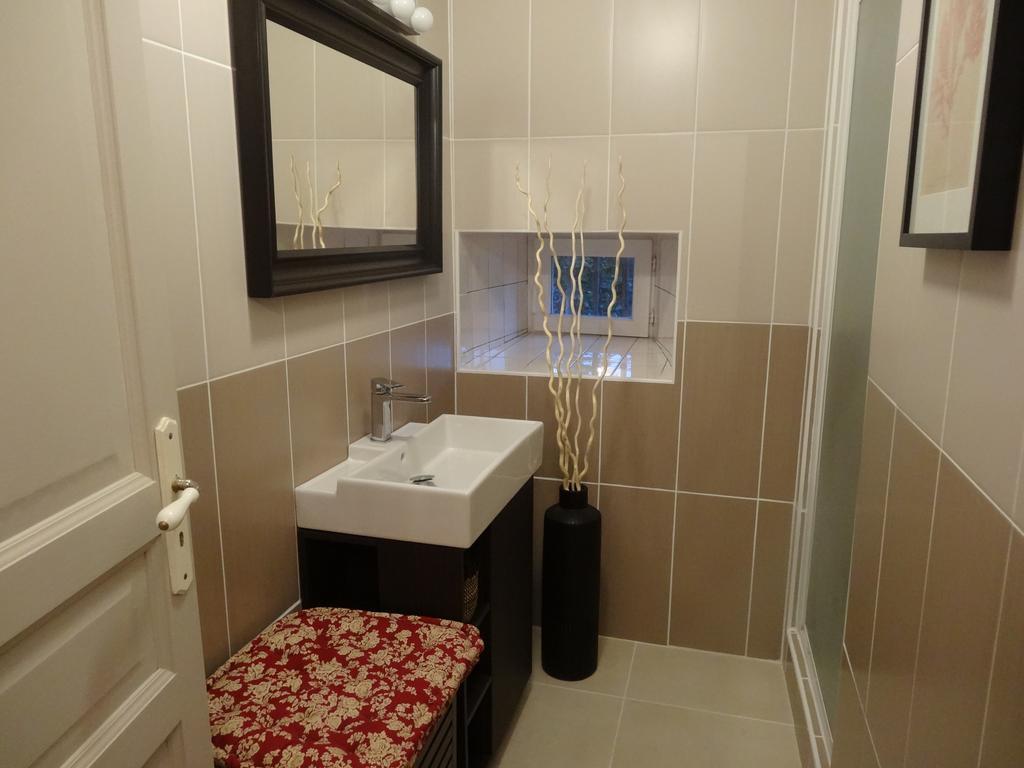 La Bromontoise Chambres D'Hotes Понжибо Стая снимка