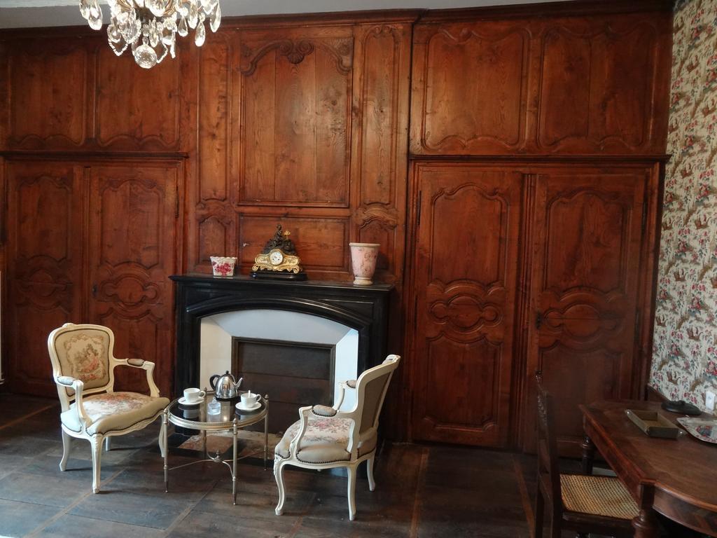 La Bromontoise Chambres D'Hotes Понжибо Стая снимка