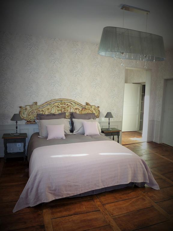 La Bromontoise Chambres D'Hotes Понжибо Стая снимка