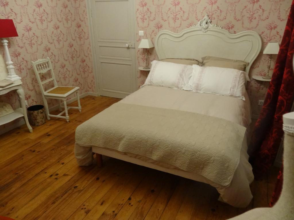 La Bromontoise Chambres D'Hotes Понжибо Екстериор снимка