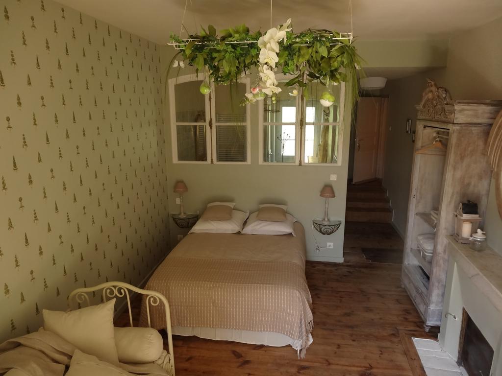 La Bromontoise Chambres D'Hotes Понжибо Екстериор снимка